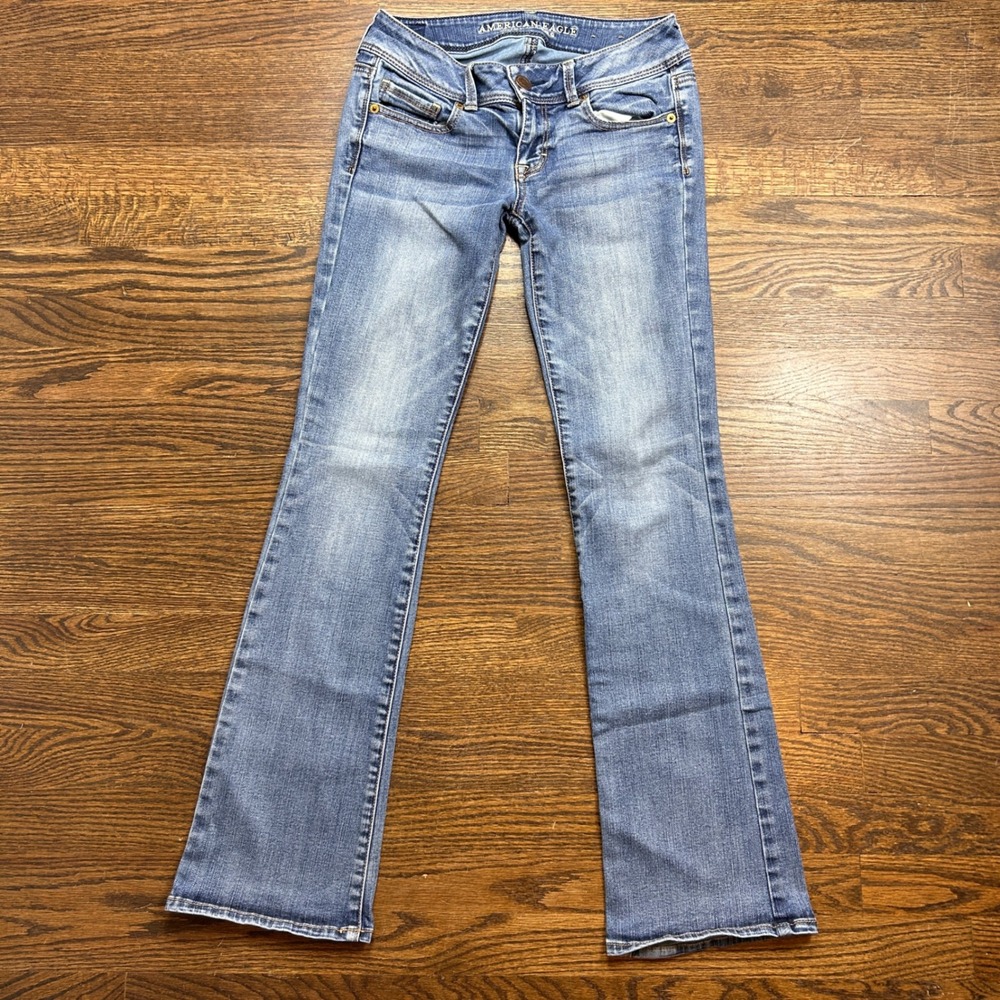 American Eagle Outfitters Kick Boot Jeans Womens 4 Regular Blue Denim Low Rise